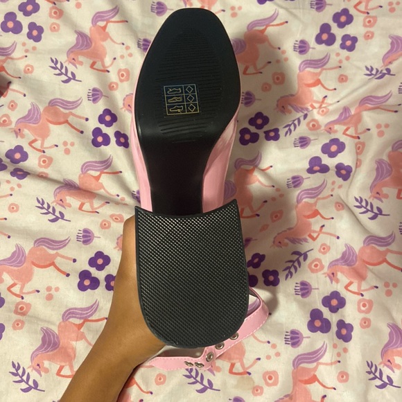 Pink Platform Heels - Picture 4 of 5